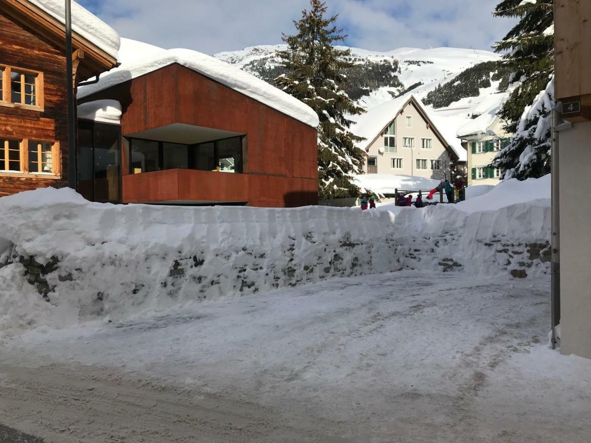 B&B Ursi Andermatt Exterior photo